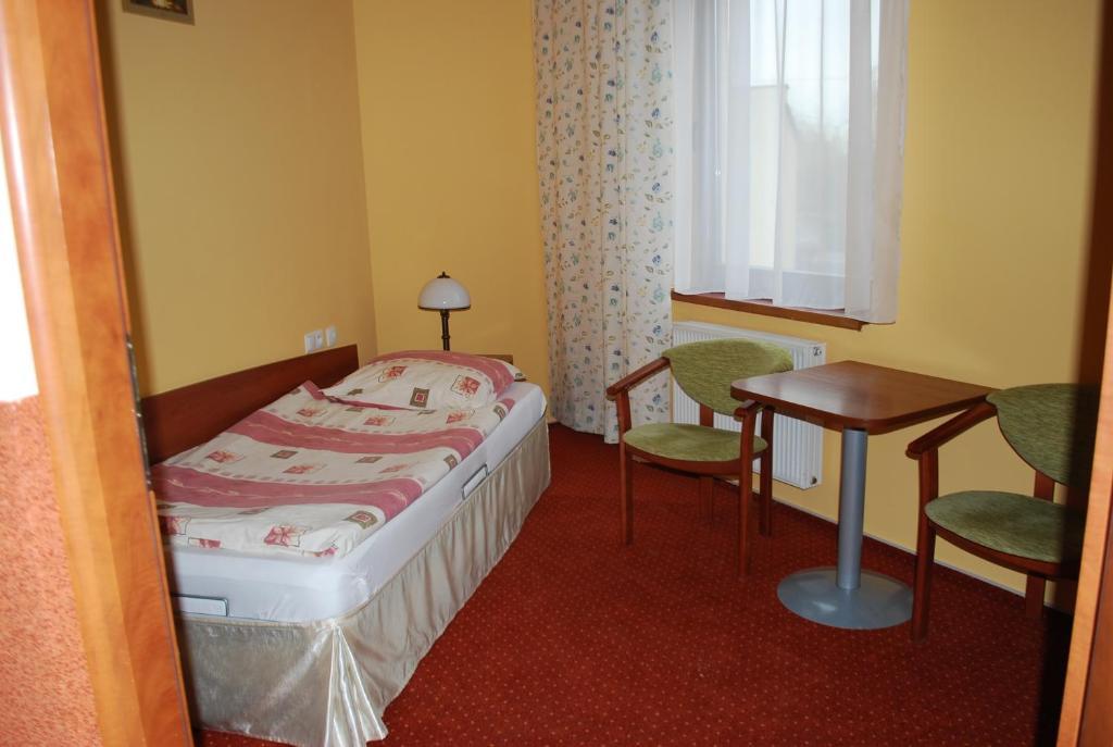 Hotel Anka Слубице Екстериор снимка